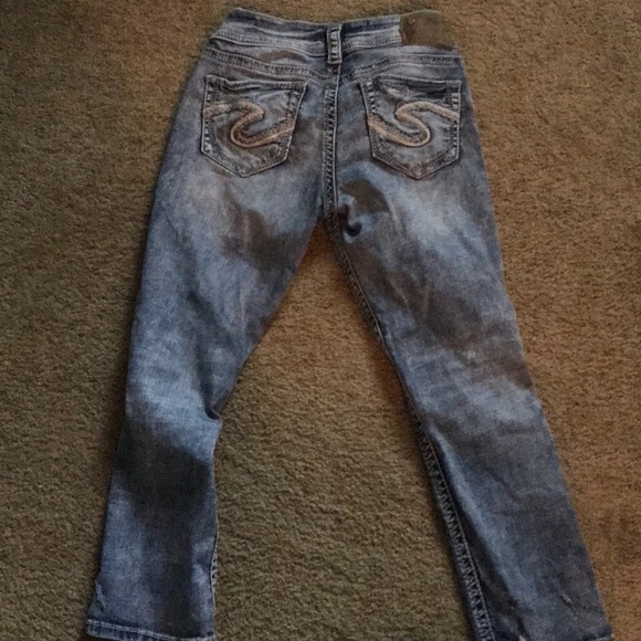 Silver Jeans Capri - Picture 2 of 4